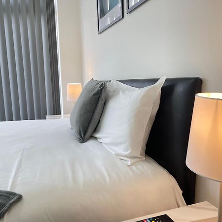 4 Bedroom 2 Bathroom Shared House - Near Bhx And Nec Birmingham Extérieur photo
