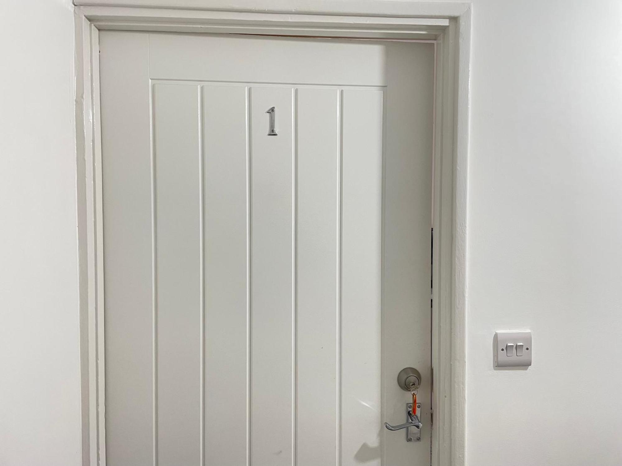 4 Bedroom 2 Bathroom Shared House - Near Bhx And Nec Birmingham Extérieur photo