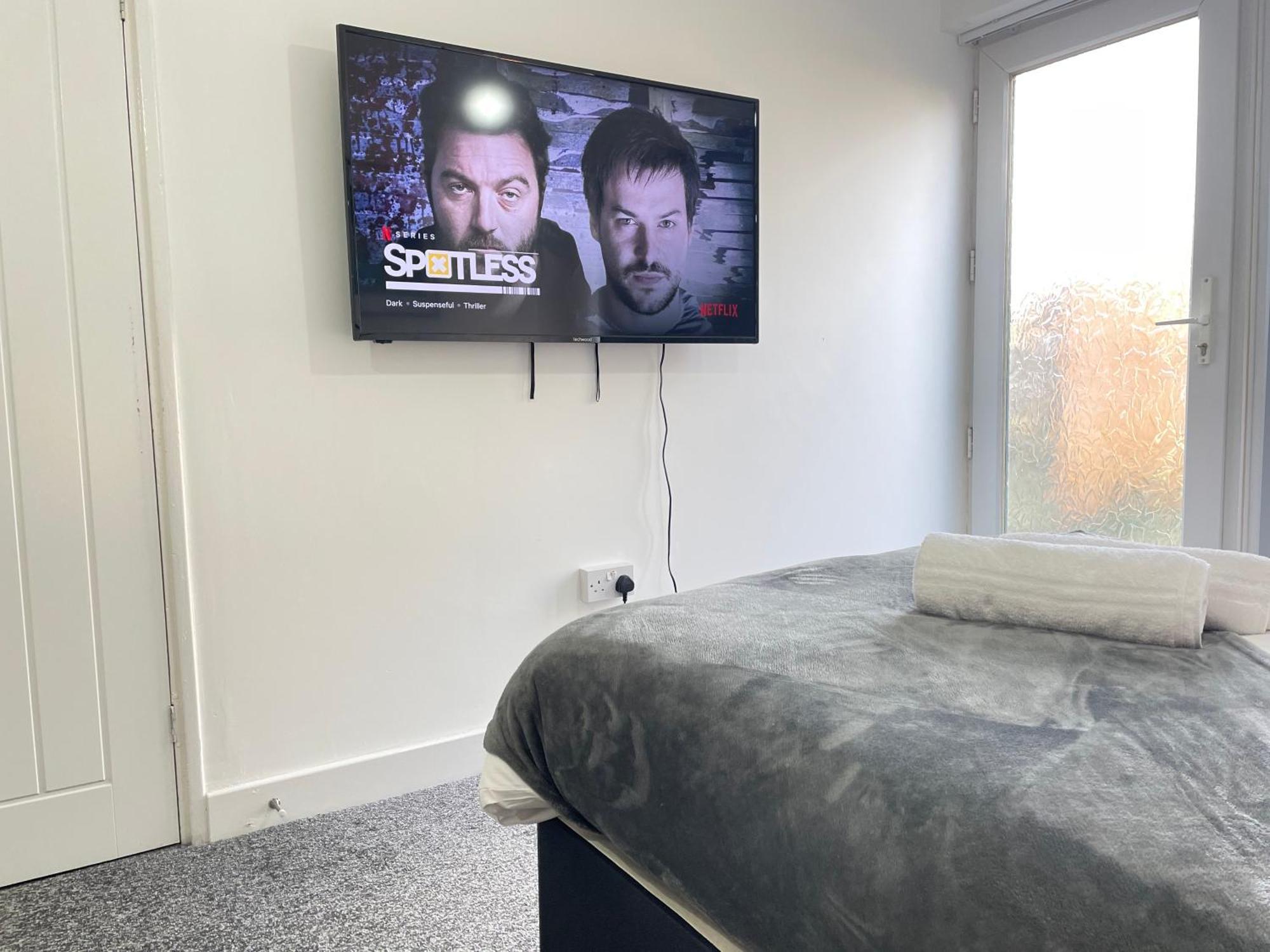 4 Bedroom 2 Bathroom Shared House - Near Bhx And Nec Birmingham Extérieur photo